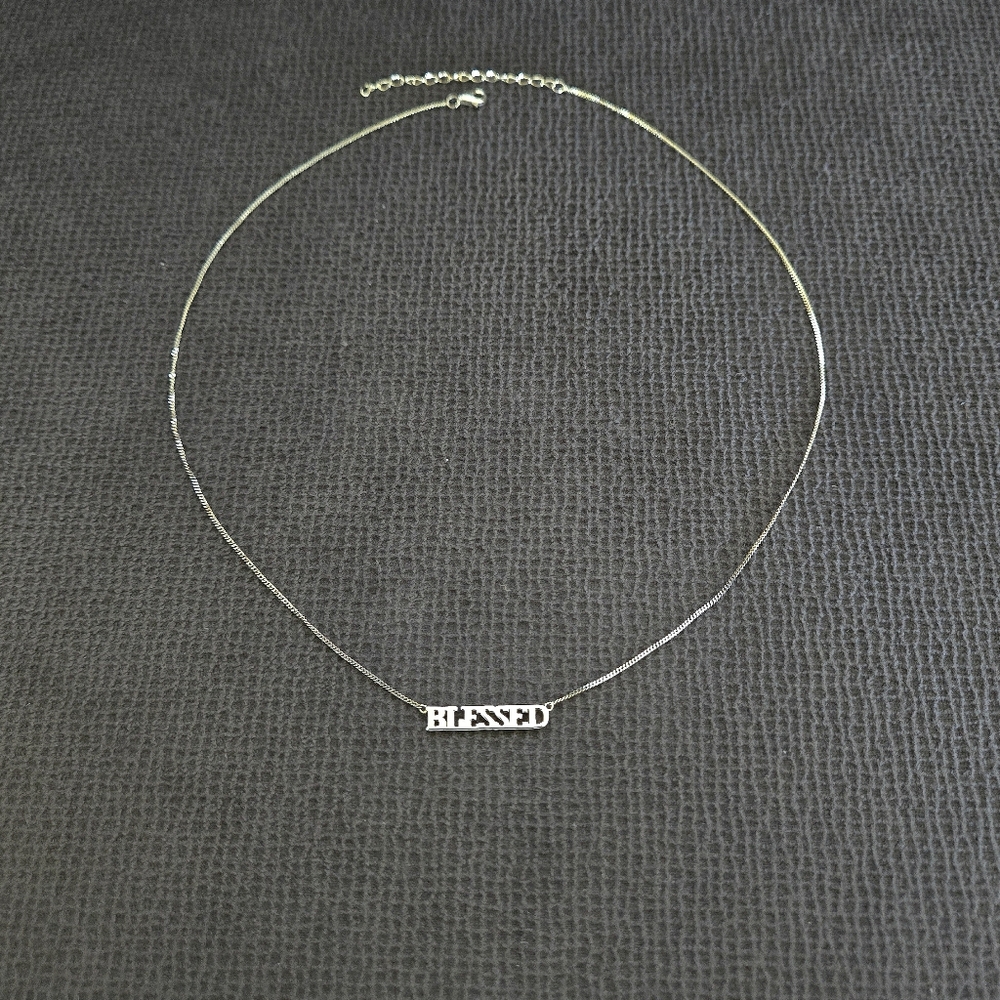 Mia Sarine Gold💛 Stationary "BLESSED"😇 Necklace - NIB - Picture 9 of 11